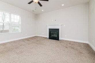 502 Summerwind Plantation Dr in Garner, NC - Building Photo - Building Photo