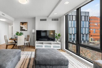 280 Western Ave in Boston, MA - Foto de edificio - Building Photo