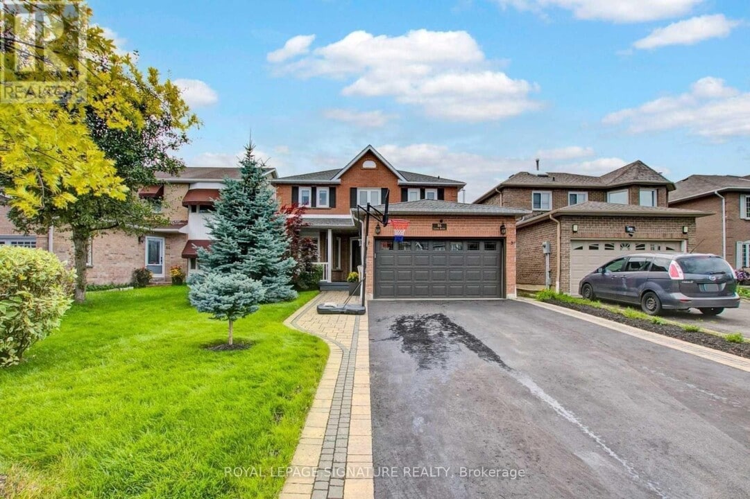 86 Linton Ave in Ajax, ON - Building Photo