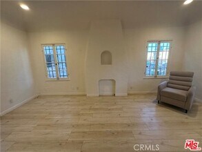 221 S Tower Dr in Beverly Hills, CA - Building Photo - Building Photo