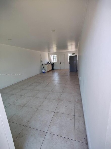 2413 Harding St, Unit 1 in Hollywood, FL - Building Photo - Building Photo