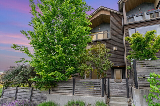 property at 3008 NE 55th St