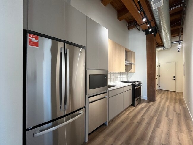 property at 151 W Ohio St