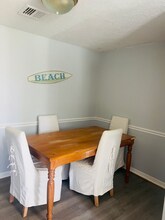 407 15th Ave S in Myrtle Beach, SC - Foto de edificio - Building Photo