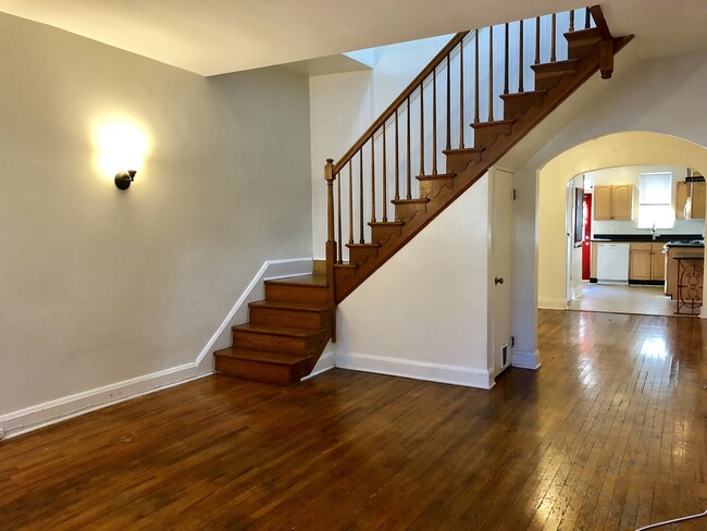 property at 3444 Chestnut Ave
