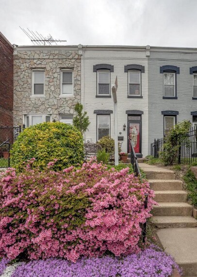 335 17th St SE in Washington, DC - Building Photo
