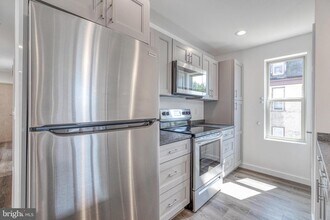 751 N 43rd St in Philadelphia, PA - Building Photo - Building Photo