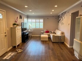 4814 Daisy St, Unit 4814 in Oakland, CA - Building Photo