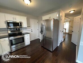 4010 Suttle Pl in Matthews, NC - Building Photo - Building Photo