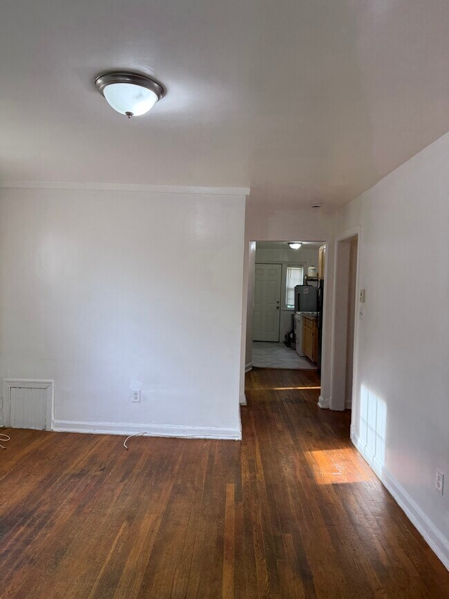 4520 Eads St NE, Unit 2 in Washington, DC - Foto de edificio - Building Photo