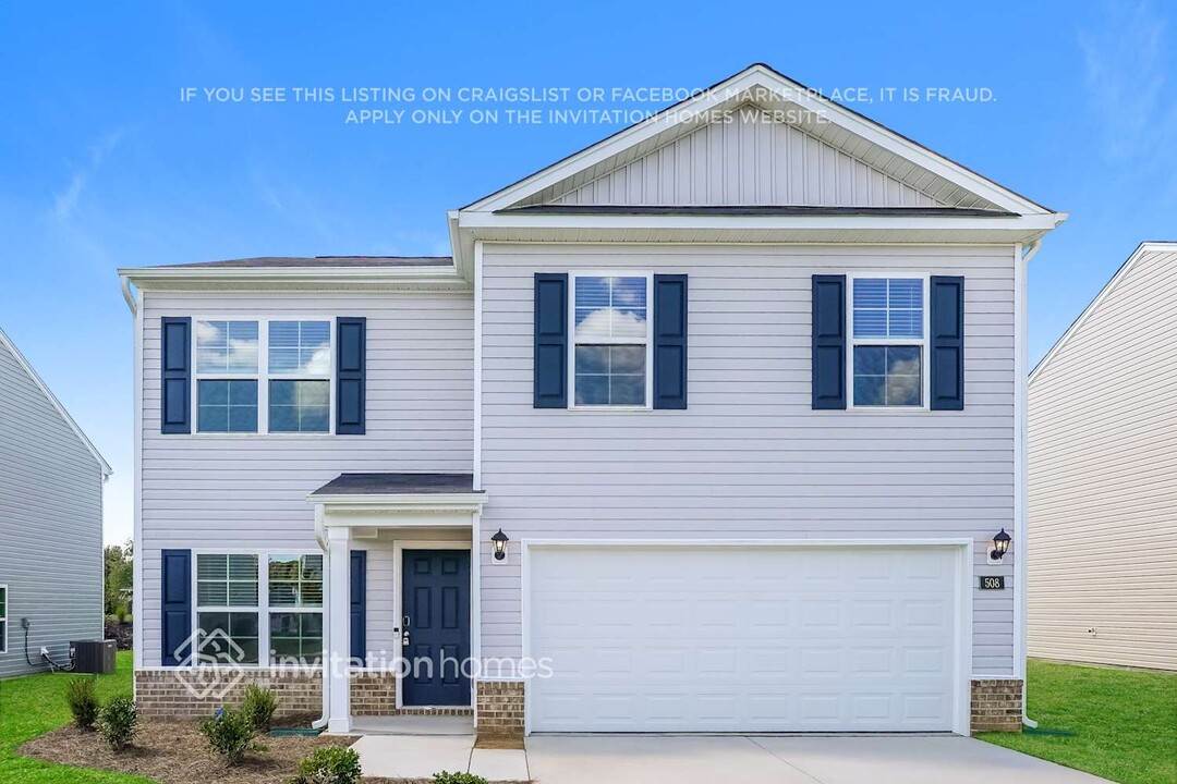 508 Jack Pine St in Thomasville, NC - Building Photo