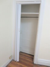 5704 Darlington Rd, Unit 1st Floor July in Pittsburgh, PA - Foto de edificio - Building Photo