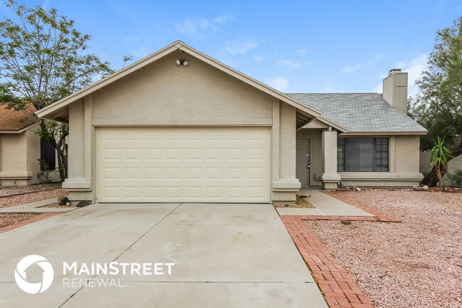 property at 3320 W Ross Ave