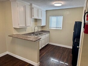 3906 Rotman St in Houston, TX - Building Photo - Building Photo