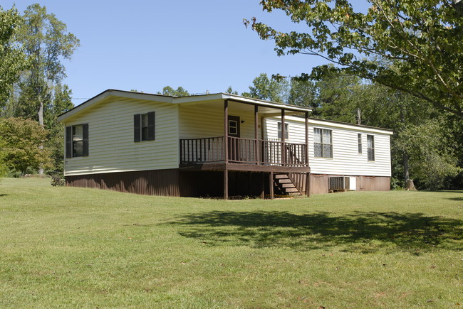 3179 Baker Rd in Gainesville, GA - Building Photo - Building Photo