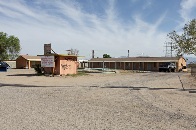 Ben Val Apartments in Tucson, AZ - Foto de edificio - Building Photo