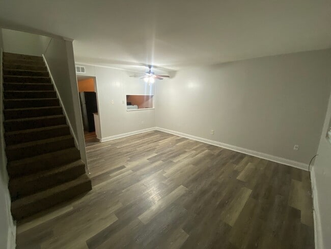 2467 Brownlee St in Baton Rouge, LA - Building Photo - Building Photo