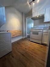 7313 Maple St, Unit Apt 2 in Omaha, NE - Building Photo - Building Photo