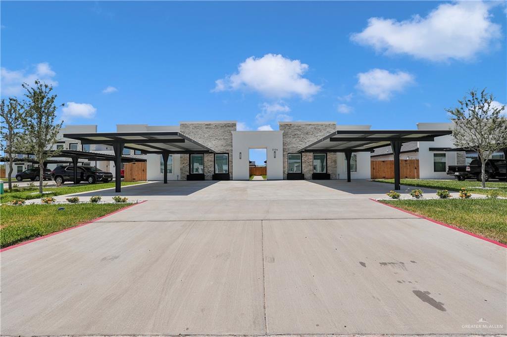 2105 Cassandra St in Mission, TX - Building Photo