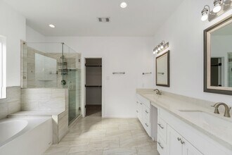 7902 Parnell St in Houston, TX - Building Photo - Building Photo