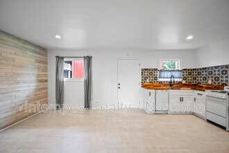 910 Shelby Ave in Nashville, TN - Building Photo - Building Photo