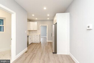 6515 Torresdale Ave in Philadelphia, PA - Building Photo - Building Photo