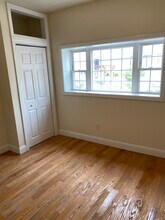 269 Bolton St, Unit 2A in Boston, MA - Foto de edificio - Building Photo