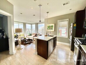 2101 11th St NW-Unit -#505 in Washington, DC - Foto de edificio - Building Photo