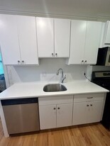 22 Concord Ave, Unit 22-5, Apartamentos