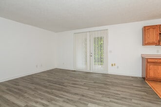 273 Lindy Ave in Middletown, OH - Foto de edificio - Building Photo