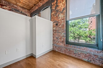 100 Allyn St, Unit 666 in Hartford, CT - Building Photo - Building Photo