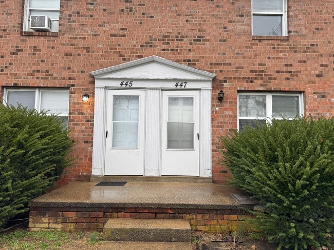 423 S Main St in Broadway, VA - Building Photo - Building Photo