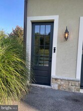 10601 Red Barn Ln in Potomac, MD - Building Photo - Building Photo