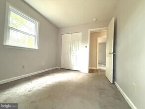 45766 Guenther Dr in Great Mills, MD - Foto de edificio - Building Photo