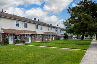 Absecon Townhomes at California Hill in Absecon, NJ - Foto de edificio - Building Photo