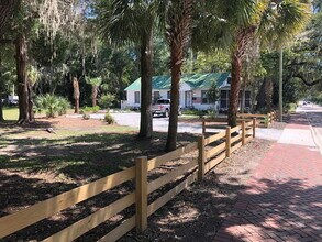 209 Bluffton Rd in Bluffton, SC - Building Photo - Building Photo