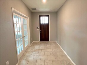 6905 Nutria Run in Austin, TX - Building Photo - Building Photo