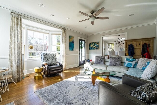 property at 2219 College St