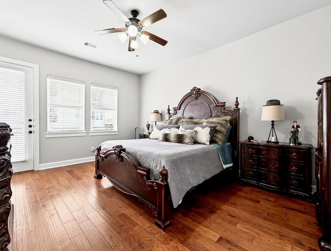 555 Via Amalfi, Unit ID280992 in Irving, TX - Foto de edificio - Building Photo