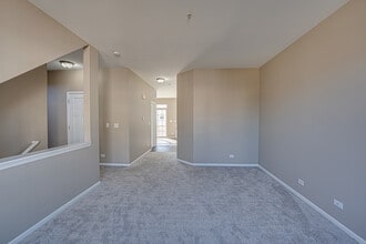 3783 Bailey Rd in Yorkville, IL - Building Photo - Building Photo