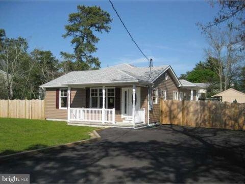 317 Spring Lake Blvd in Browns Mills, NJ - Building Photo
