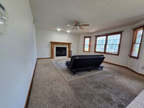 3261 Turquois Way in Normal, IL - Building Photo - Building Photo