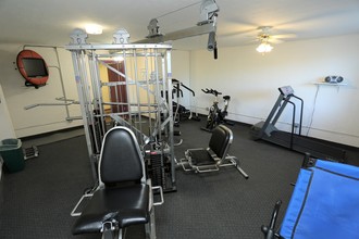 Sandcrest Apartments in Willoughby, OH - Building Photo - Interior Photo