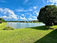 7469 Hackberry Rd in Cocoa, FL - Foto de edificio - Building Photo