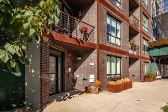 735 Bergen St in Brooklyn, NY - Building Photo - Building Photo