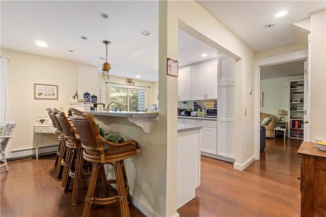 27 Gounod Rd in Westerly, RI - Building Photo - Building Photo