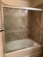 91 E Agate Ave-Unit -Unit 207 in Las Vegas, NV - Building Photo - Building Photo