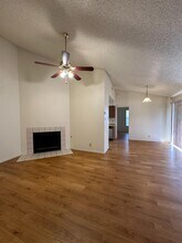 9933 Ardash Ln in San Antonio, TX - Building Photo - Building Photo