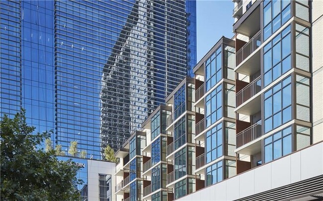 2322 N Akard St in Dallas, TX - Building Photo - Building Photo