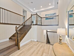 2481 Breakwater Wy in Naples, FL - Building Photo - Building Photo